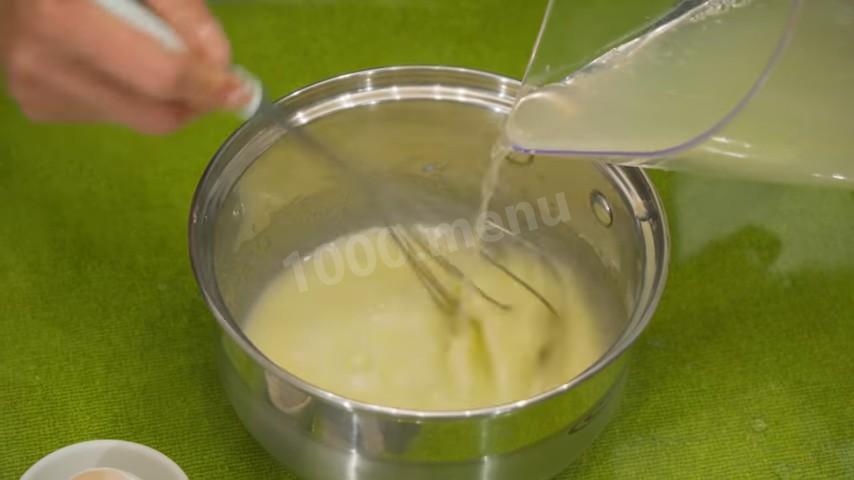 Шаг 26 приготовления Элитный банановый пирог с лимонной заливкой