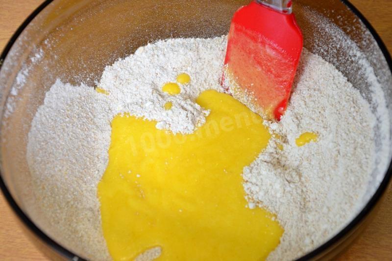 Шаг 6 приготовления Печенье Овсяное на сметане с медом и миндалем