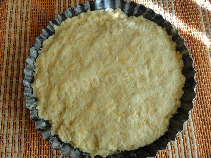 Шаг 2 приготовления Пирог без начинки с сыром и творогом прямо в тесте