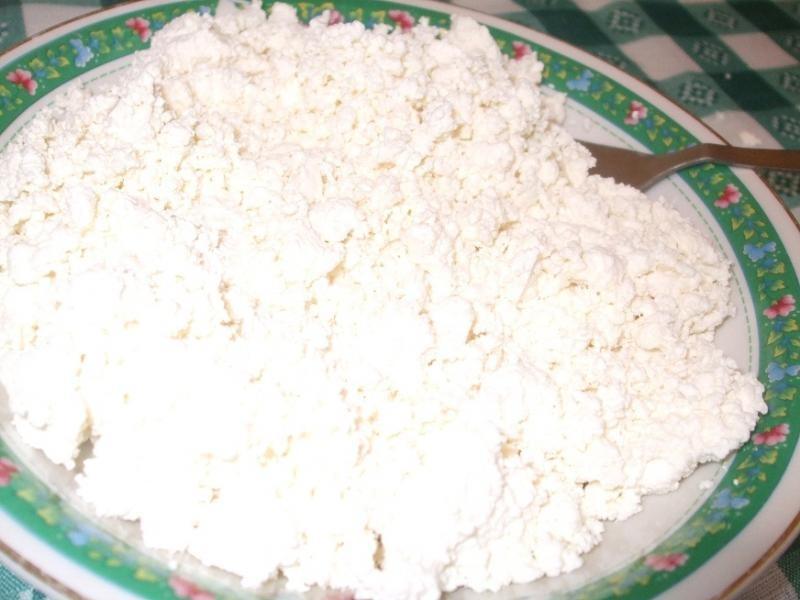 Шаг 2 приготовления Просто сырники домашние