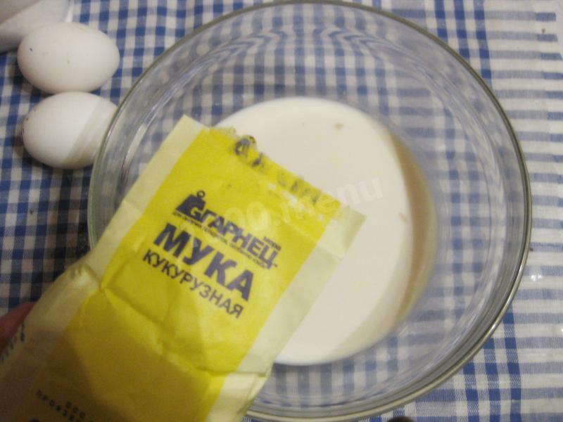 Шаг 3 приготовления Блины из пшеничной и кукурузной муки