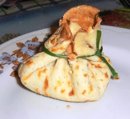 Шаг 8 приготовления Закусочные мешочки из блинов с разными несладкими начинками