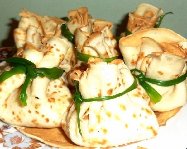 Шаг 9 приготовления Закусочные мешочки из блинов с разными несладкими начинками
