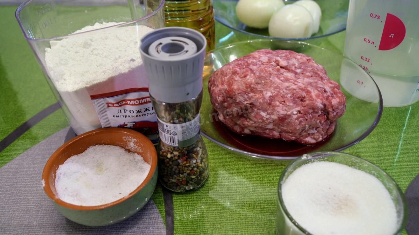 Шаг 1 приготовления Домашние беляши с сочной мясной начинкой