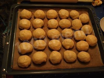 Шаг 5 приготовления Воздушные булочки с яблоками