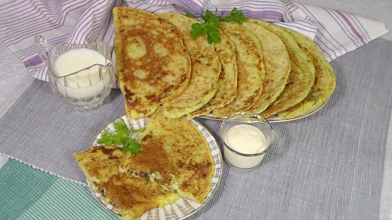 Шаг 14 приготовления Кабачковые чебуреки с начинкой из грибов и сыра