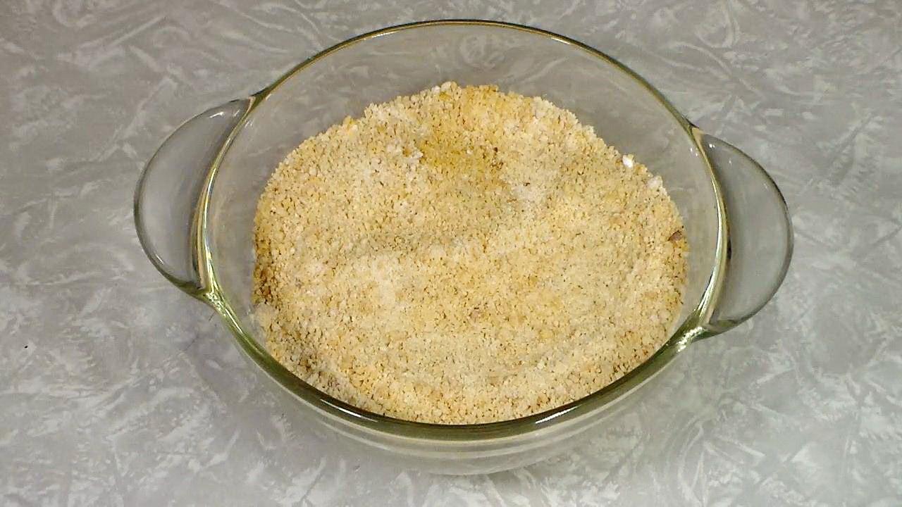 Шаг 6 приготовления Домашний песочный пирог с грецкими орехами и вареньем