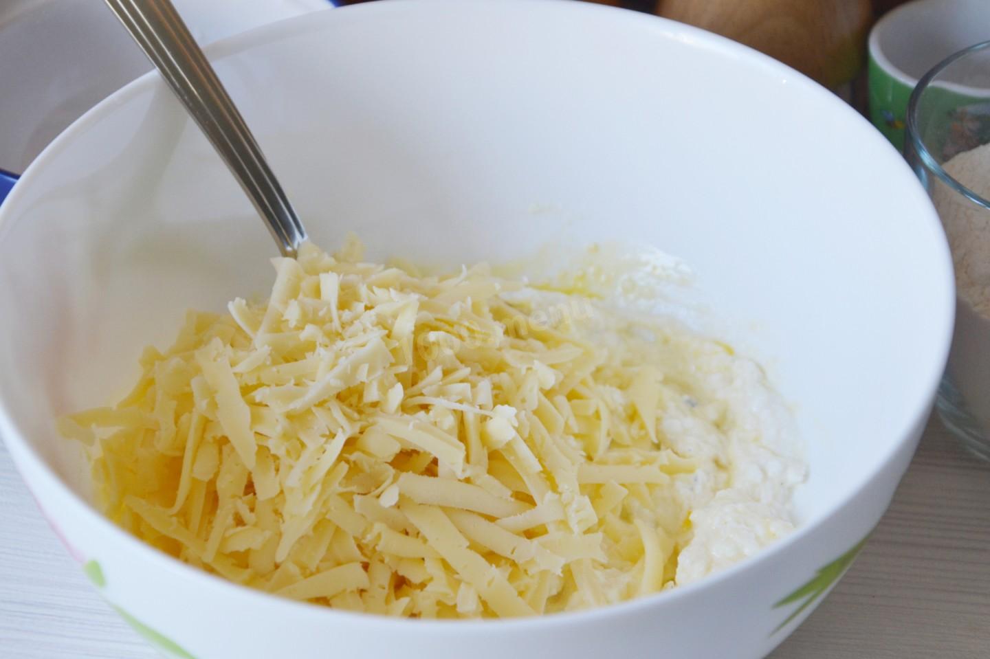 Шаг 4 приготовления Хачапури на рисовой муке на сковороде