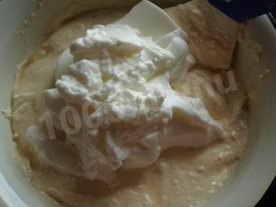 Шаг 3 приготовления Львовский сырник из творога и манки в шоколадной глазури