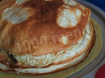 Шаг 7 приготовления Курник из блинов куриный и грибной