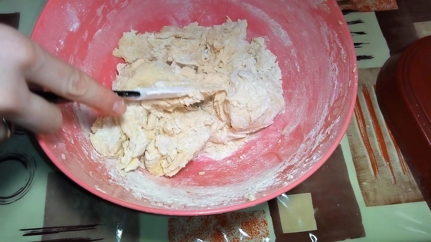 Шаг 2 приготовления Кудрявый пирог с вареньем из песочного теста