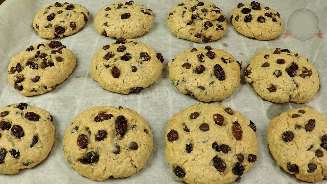 Шаг 7 приготовления Овсяное печенье с изюмом и шоколадом