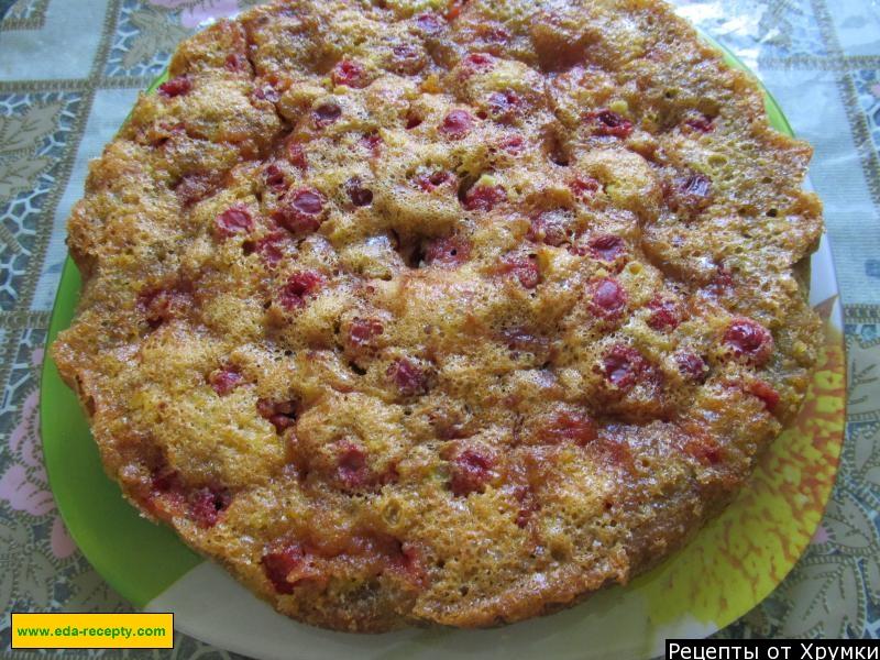 Шаг 8 приготовления Заливной пирог с вишней и ванильным вкусом