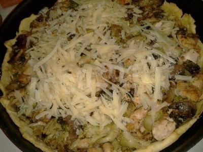 Шаг 9 приготовления Открытый пирог киш куриный с грибами