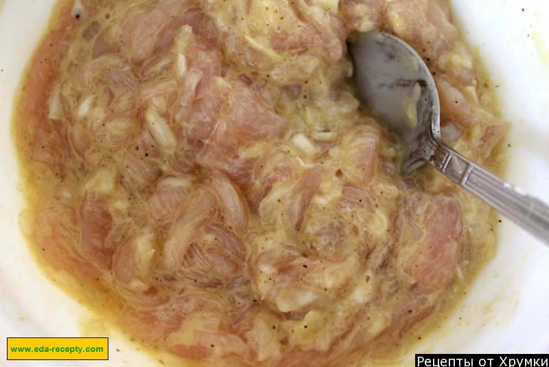Шаг 5 приготовления Куриные оладьи с картошкой и майонезом