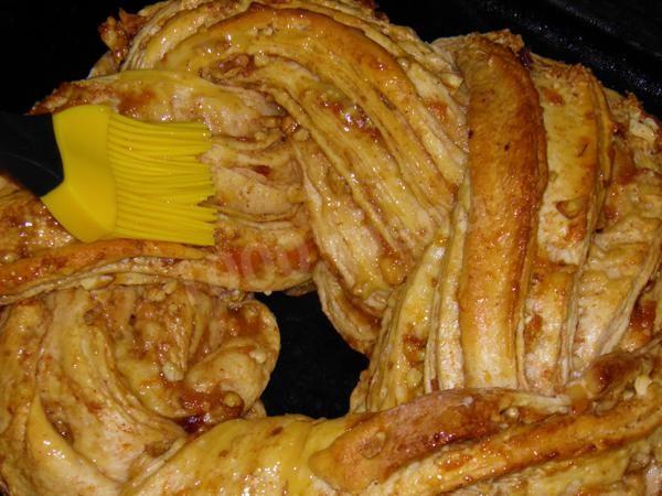 Шаг 17 приготовления Витой пирог булка