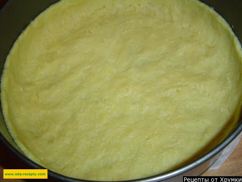 Шаг 1 приготовления Пирог с абрикосами и черешней