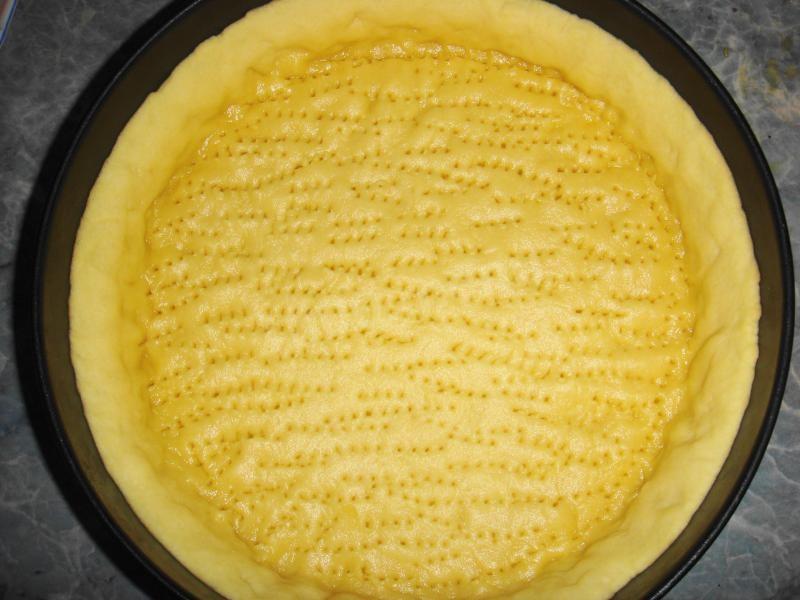 Шаг 14 приготовления Пирог с хурмой и яблоками
