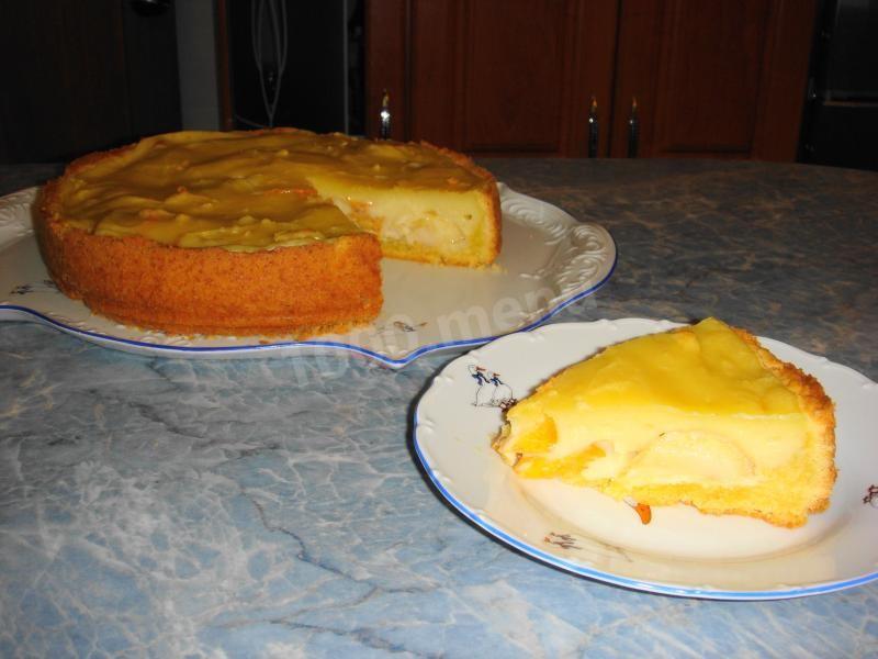 Шаг 27 приготовления Пирог с хурмой и яблоками