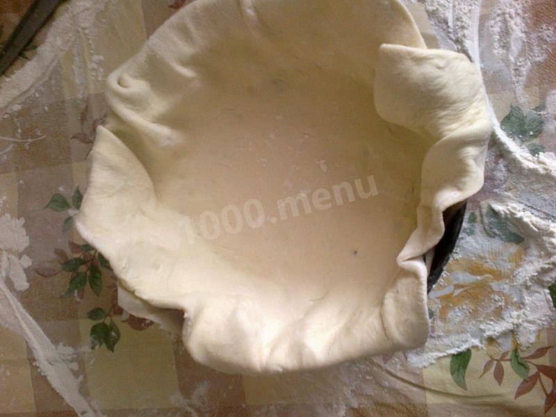 Шаг 11 приготовления Пирог курник с картошкой из готового слоеного теста