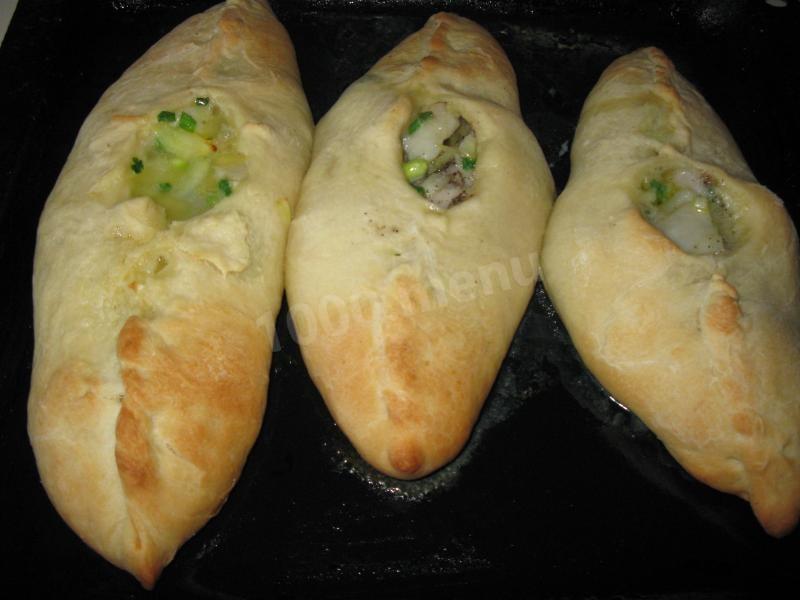 Шаг 10 приготовления Кулебяка с рыбой палтус из готового дрожжевого теста