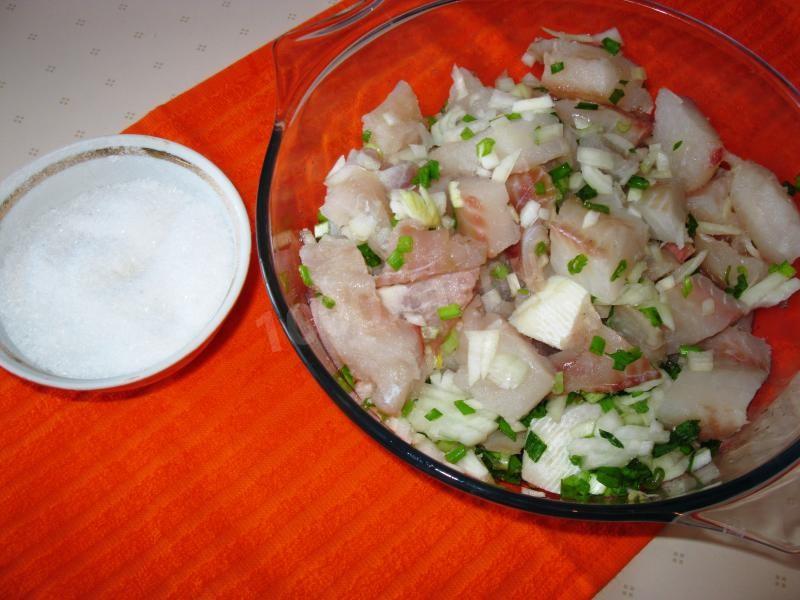 Шаг 4 приготовления Кулебяка с рыбой палтус из готового дрожжевого теста