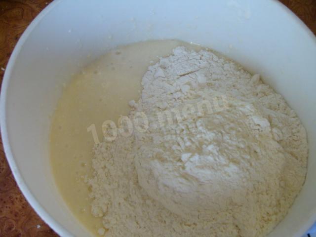 Шаг 3 приготовления Булочки сметанные с яблоками