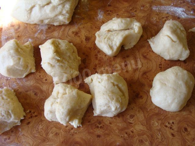 Шаг 6 приготовления Булочки сметанные с яблоками
