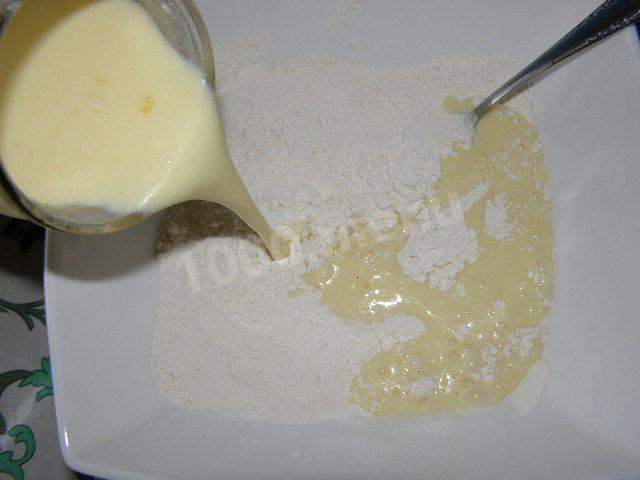 Шаг 5 приготовления Оладушки с бананами и орехами