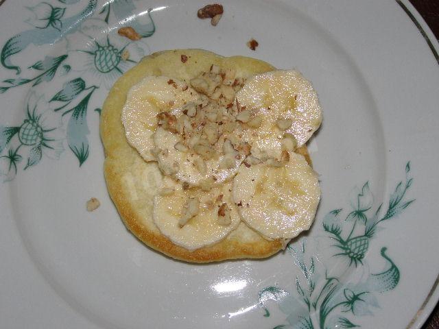 Шаг 9 приготовления Оладушки с бананами и орехами