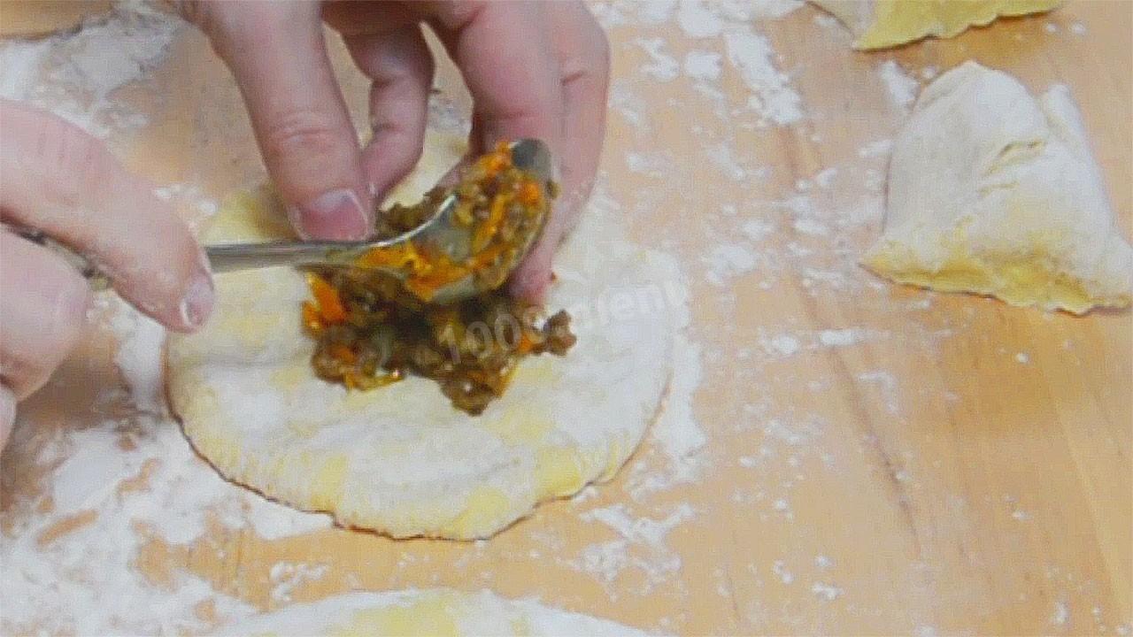 Шаг 15 приготовления Картофельные пирожки с фаршем