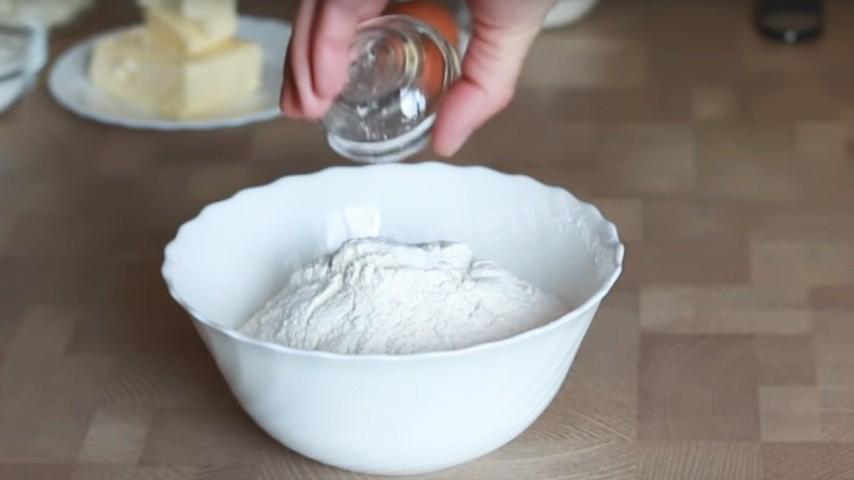 Шаг 1 приготовления Сочники с творогом вкус детства