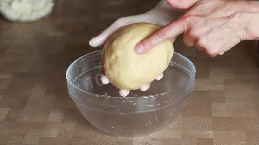 Шаг 4 приготовления Сочники с творогом вкус детства