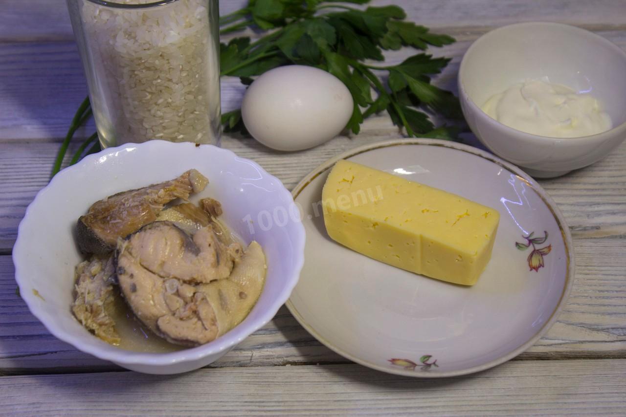 Шаг 8 приготовления Пирог с рыбными консервами и рисом