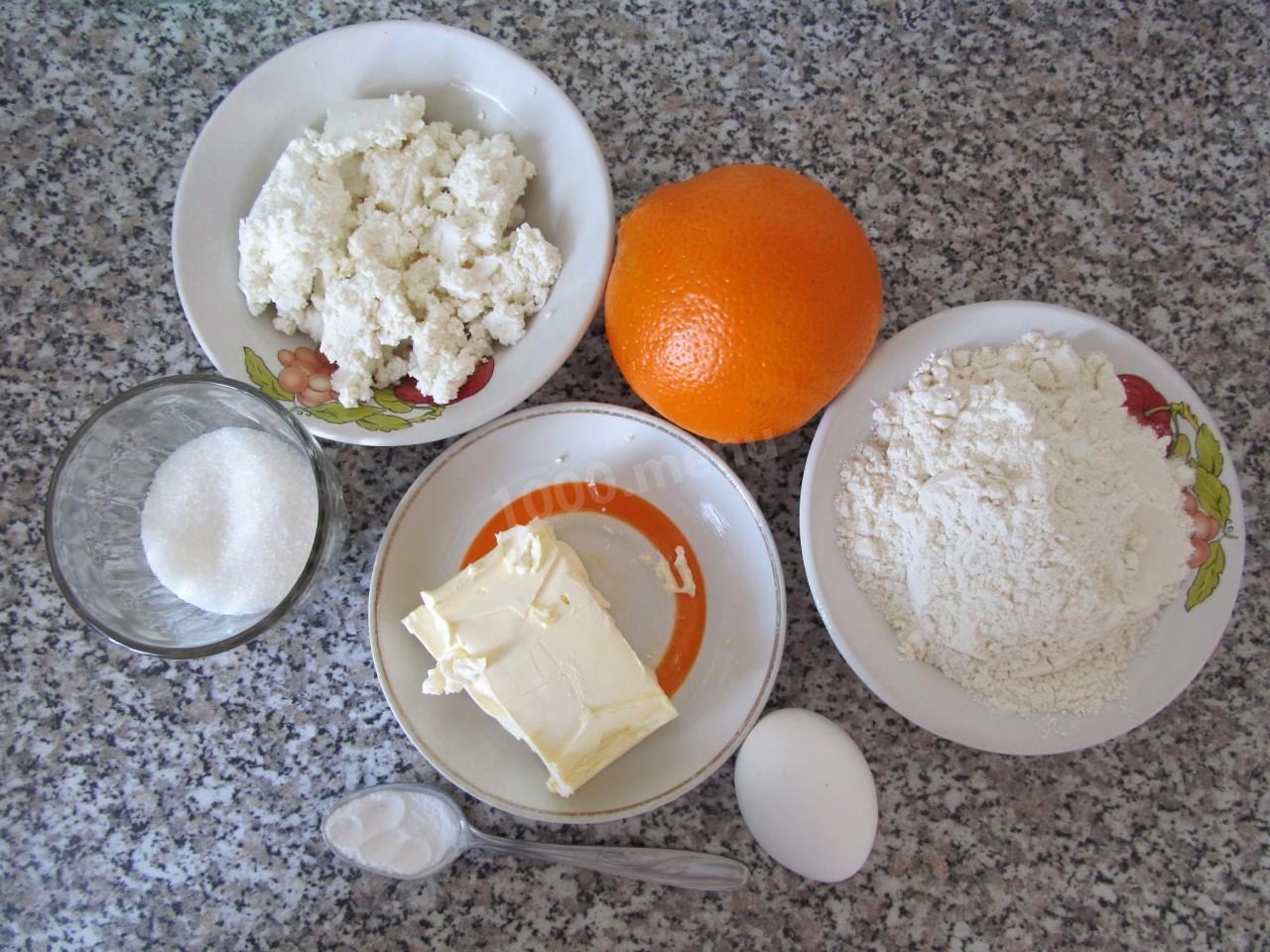 Шаг 1 приготовления Творожно-апельсиновые рогалики