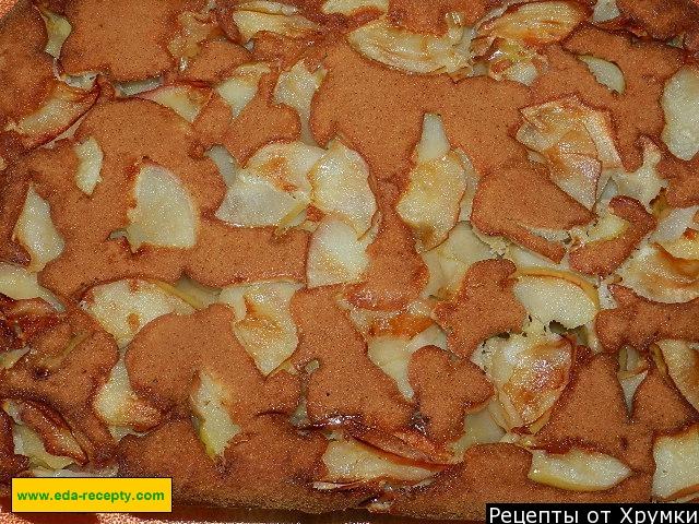 Шаг 9 приготовления Пирог с яблоками и сметаной