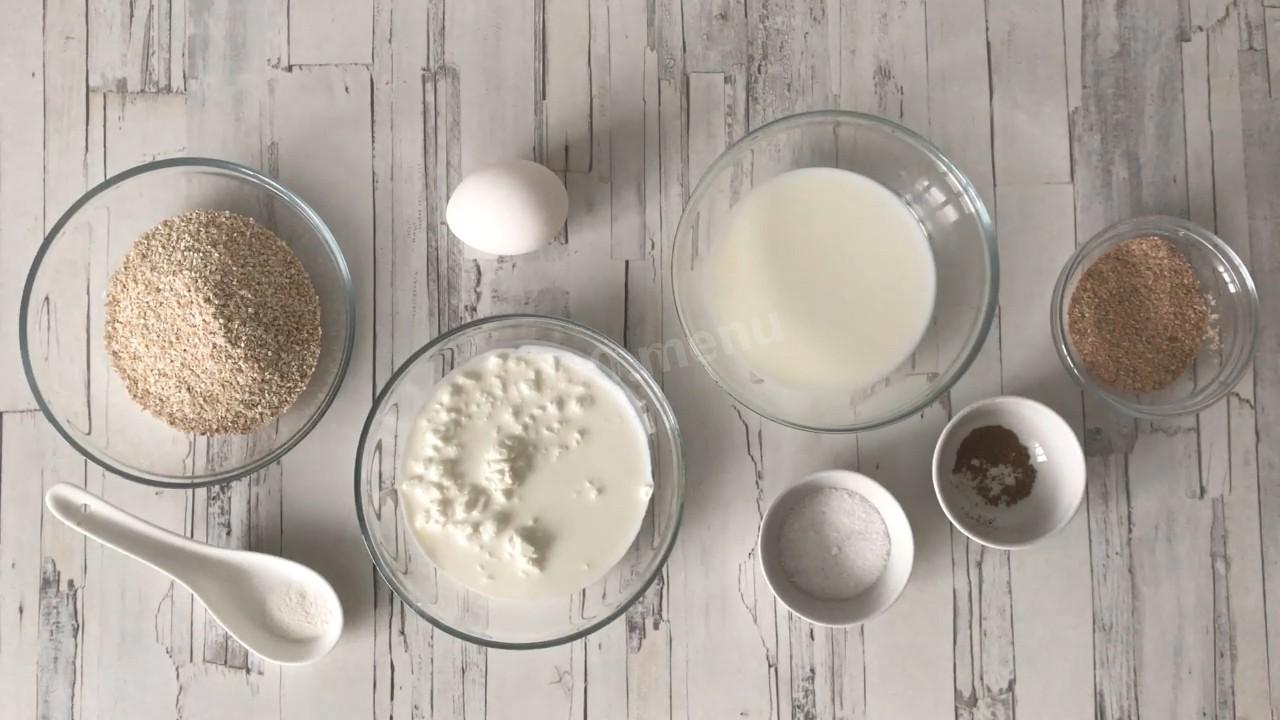 Шаг 1 приготовления Диетические творожные хлебцы с отрубями