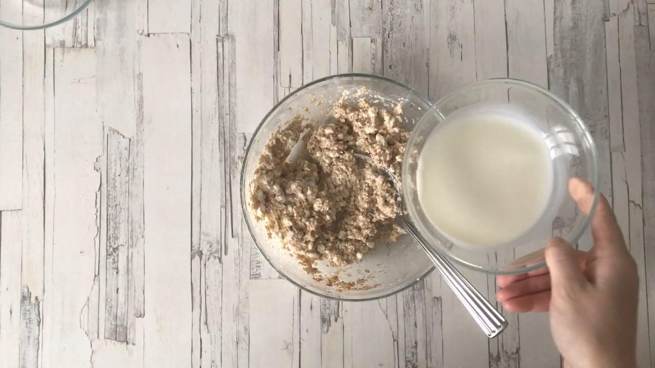 Шаг 5 приготовления Диетические творожные хлебцы с отрубями
