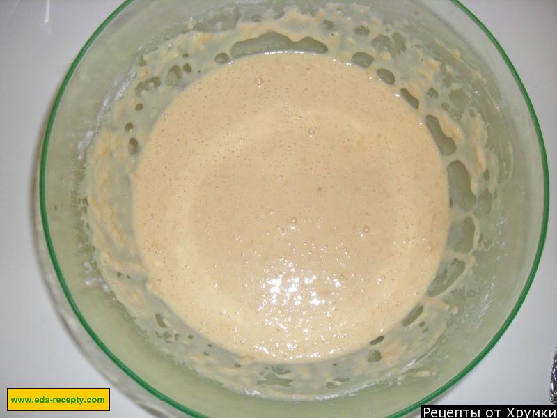 Шаг 2 приготовления Оладьи с яблоками на молоке