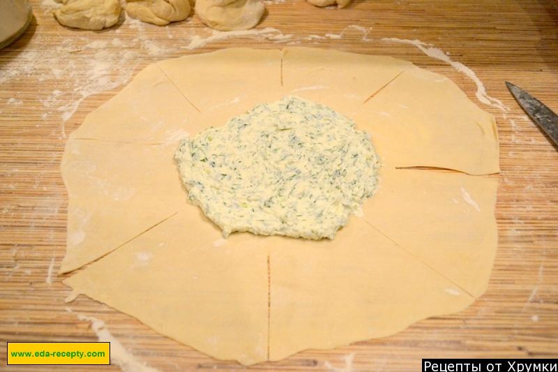 Шаг 12 приготовления Молдавские плацинды с творогом, укропом и зеленым луком