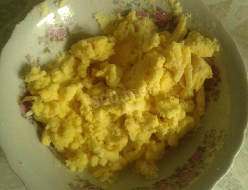 Шаг 2 приготовления Кукурузные лепешки с сыром