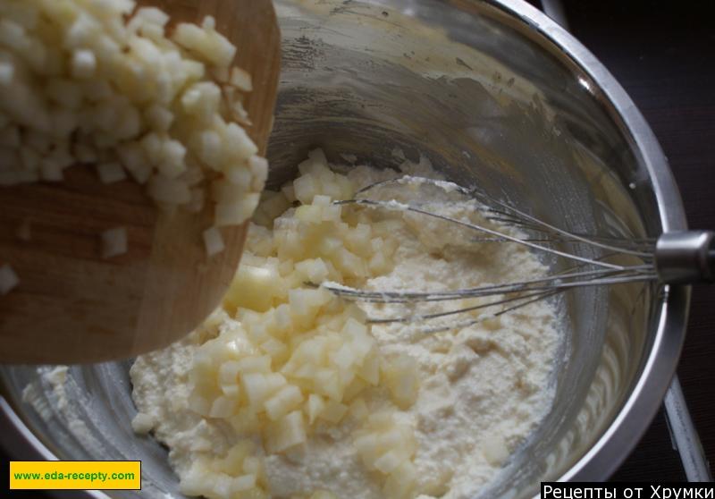 Шаг 6 приготовления Сырники с яблочком и ванильным сахаром
