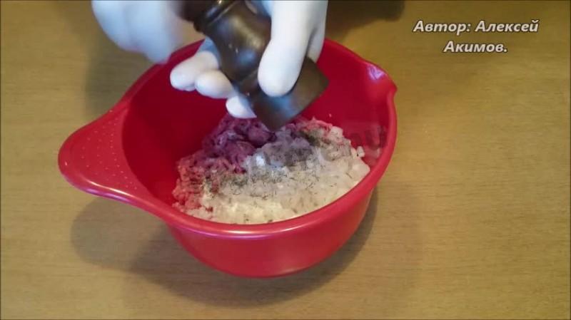 Шаг 2 приготовления Самса с мясным фаршем тимьяном и чабрецом