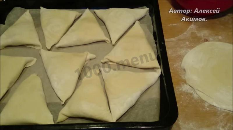 Шаг 5 приготовления Самса с мясным фаршем тимьяном и чабрецом