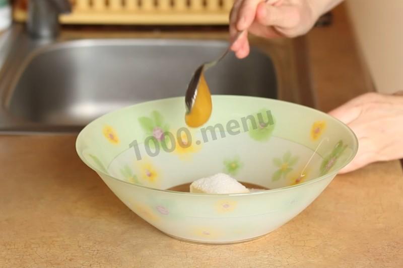 Шаг 7 приготовления Муссовый торт с зеркальной глазурью Медовый