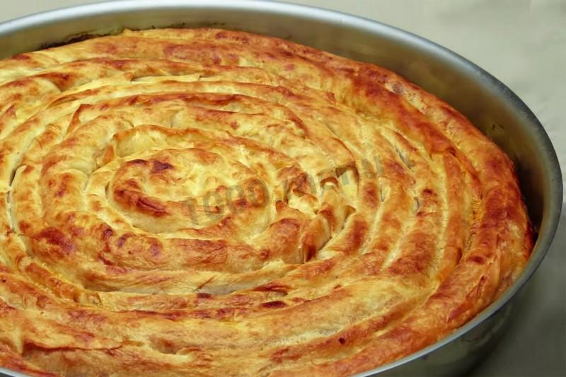 Обложка рецепта Бурек по турецки с мясом свернутый