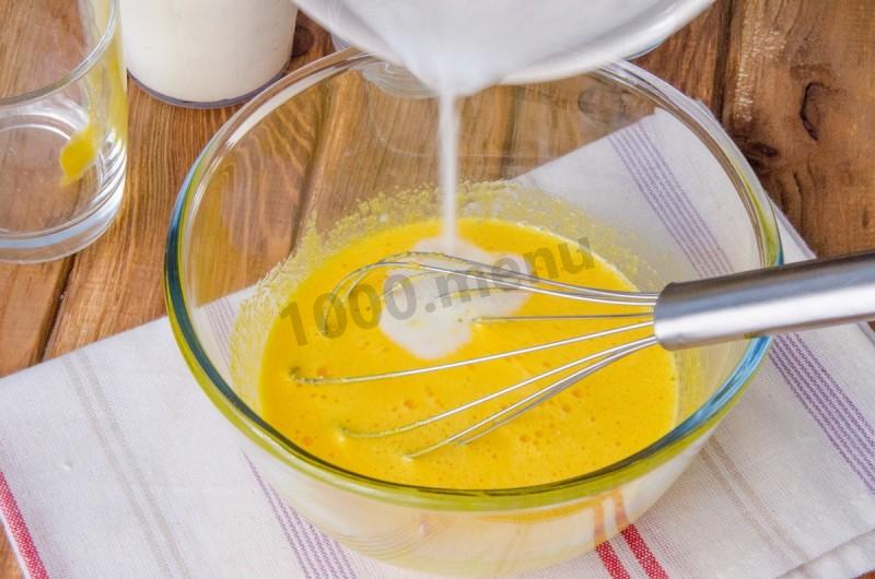 Шаг 17 приготовления Бисквитный торт с ананасами