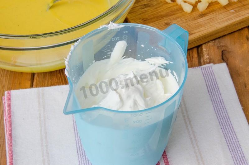 Шаг 24 приготовления Бисквитный торт с ананасами
