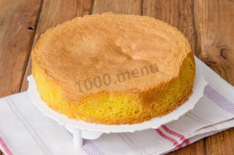 Шаг 8 приготовления Бисквитный торт с ананасами