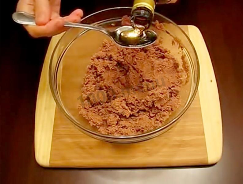 Шаг 8 приготовления Пирог творожный с шоколадной крошкой
